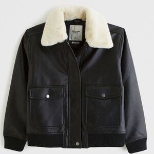 Abercrombie NWOT Winterized Vegan Leather Bomber Jacket